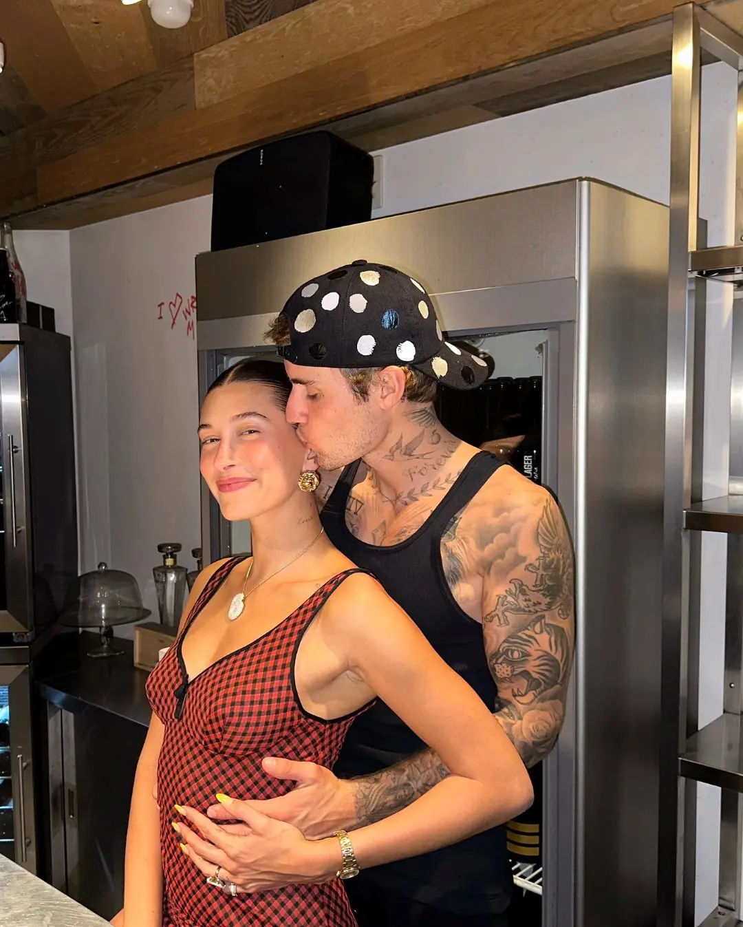 Justin and Hailey Bieber | Photo: facebook.com/HaileyBaldwin