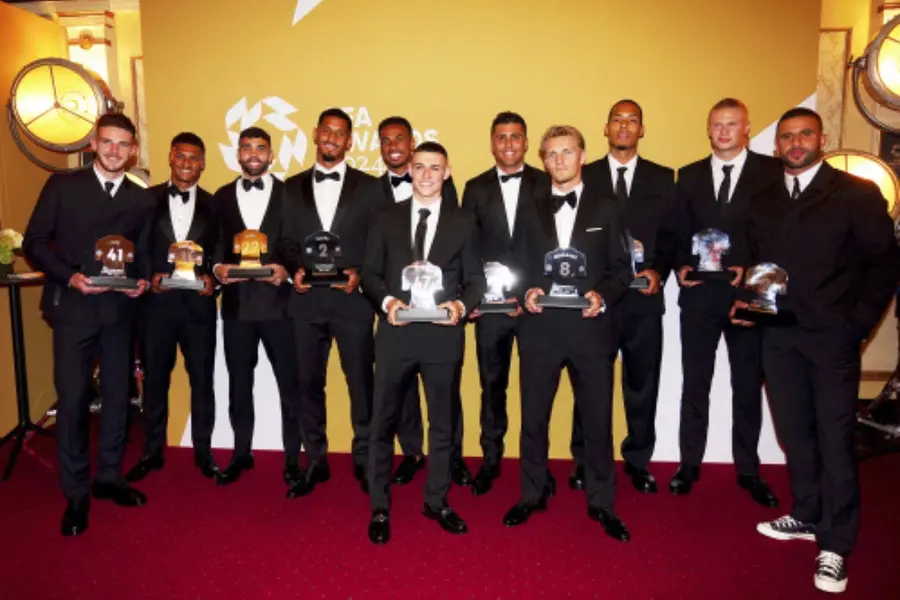 Phil Foden and Khadija Shaw named PFA Players of the Year in English Football