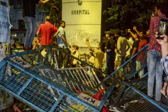 Kolkata Police chief blames negative media campaign for R.G Kar hospital vandalism