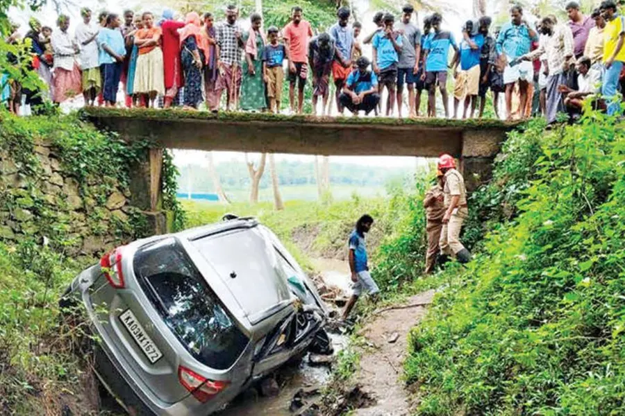 Car falls into stream in Wayanad after following Google Map