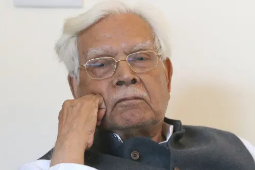 Former External Affairs minister Natwar Singh passes away at 93