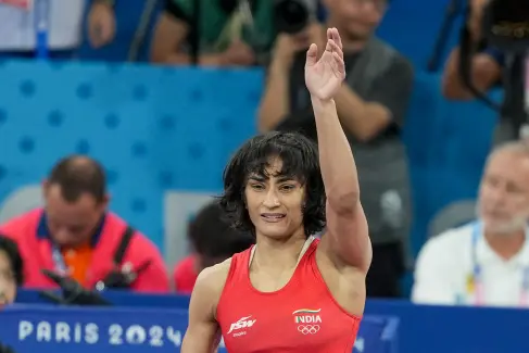 Vinesh Phogat disqualified from Olympics for being overweight by 100 grams