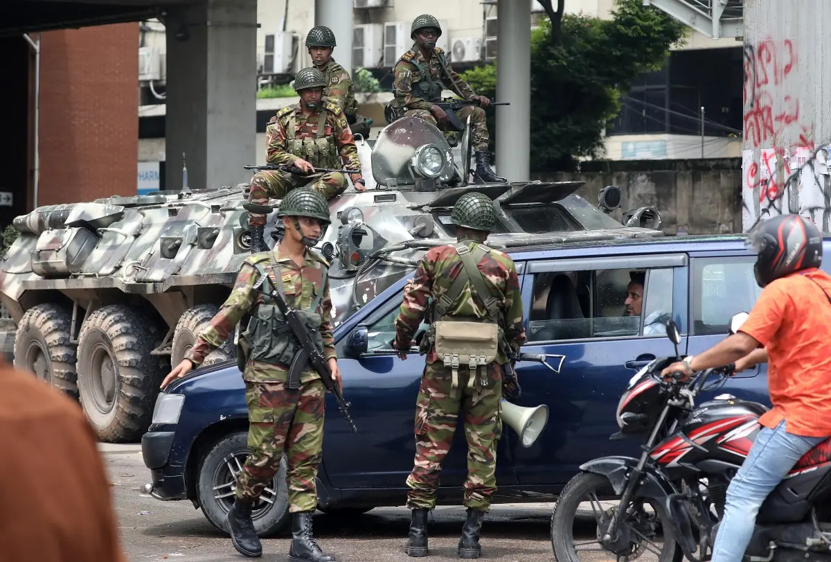 Bangladeshi Army soldiers patrol on the street | Filephoto: PTI