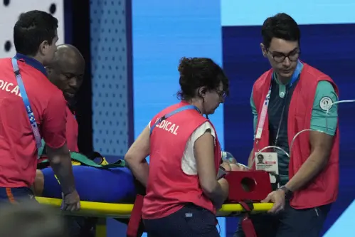 Swimmer collapses after Olympics race