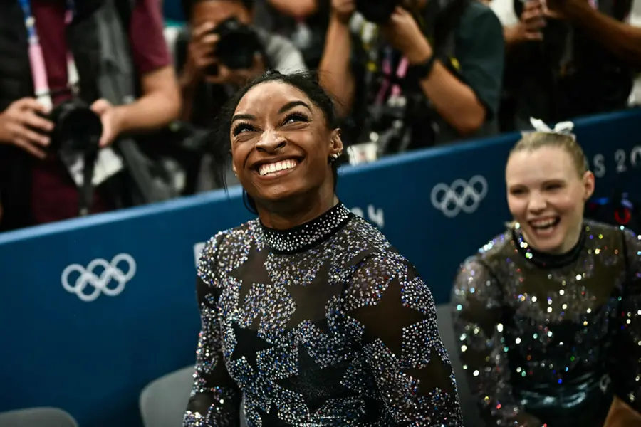 Olympics: Simone Biles shakes off leg injury to advance to Gymnastics finals
