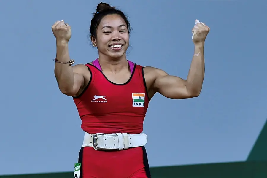 Mirabai Chanu defends 49kg title, gives India first gold of 2022 CWG