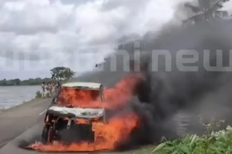 Elderly couple charred to death after car catches fire in Pathanamthitta
