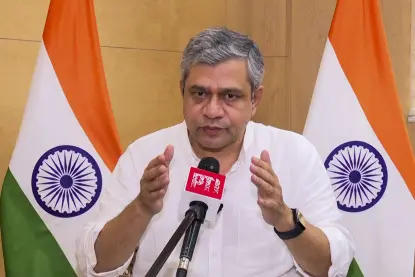 Kerala government non-cooperative on railway projects: Railway Minister