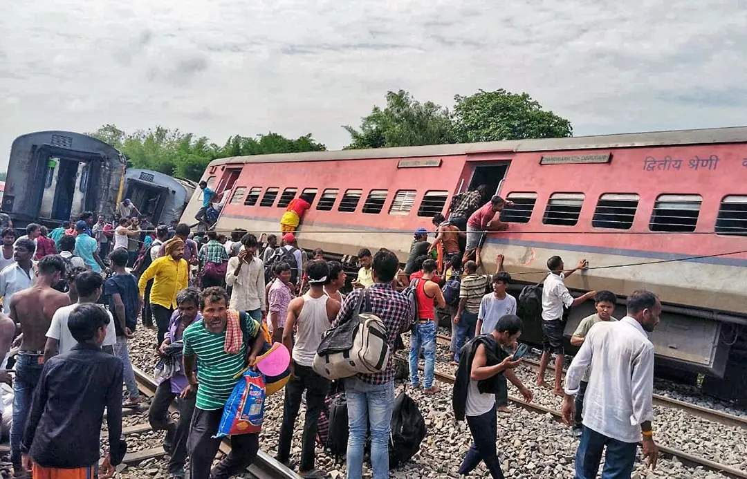 Chandigarh-Dibrugarh express train derailed | Photo: ANI