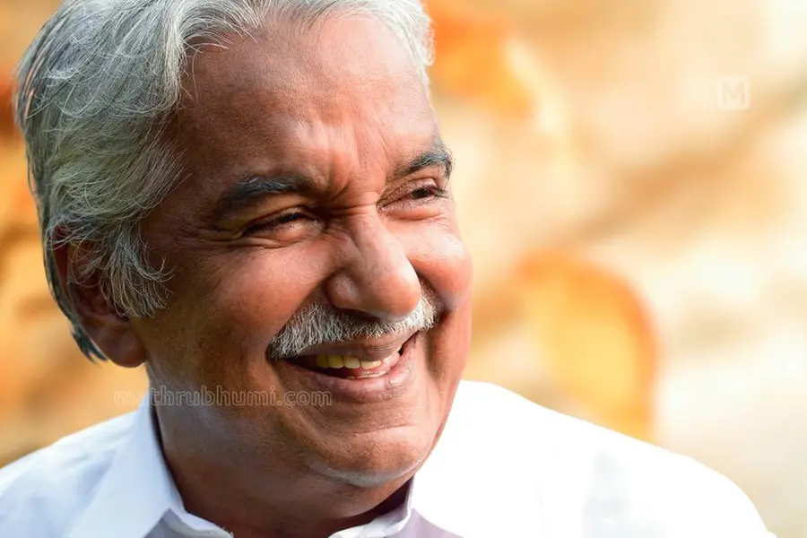 Oommen Chandy becomes longest serving member of Kerala Assembly