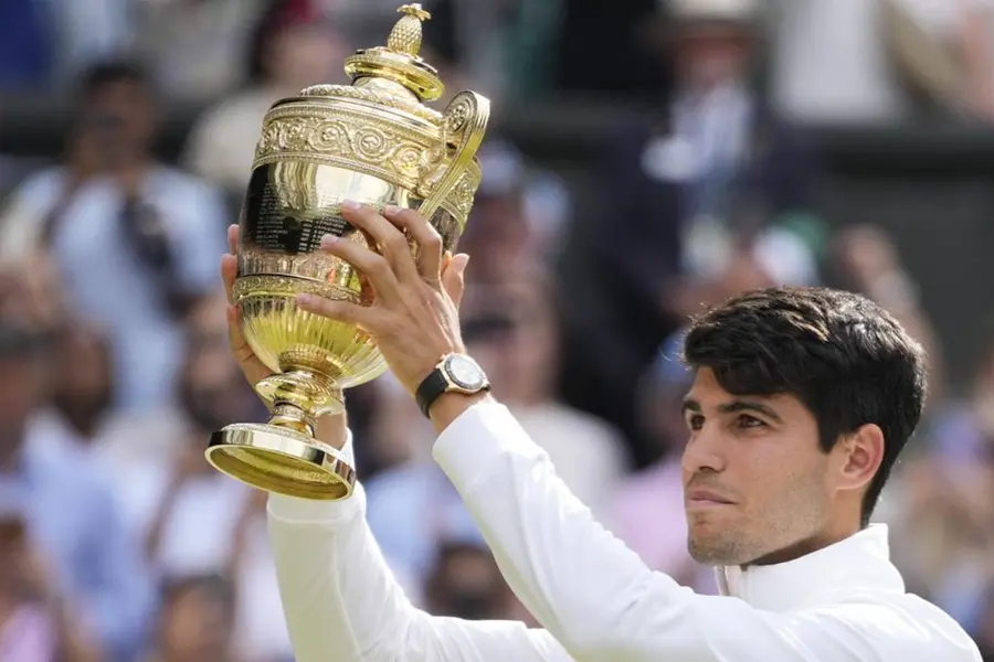 Carlos Alcaraz outclasses Novak Djokovic to retain Wimbledon title
