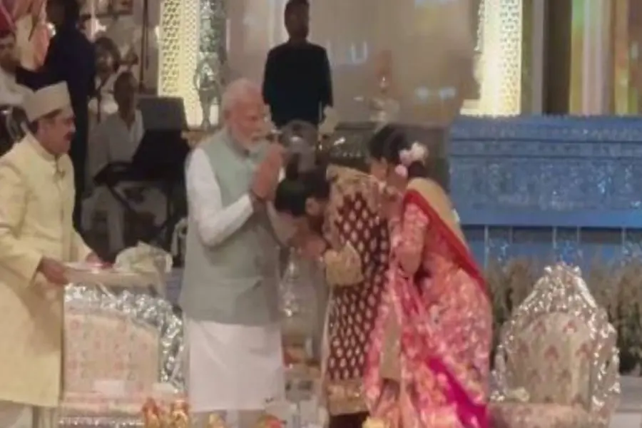 PM Modi attends Anant-Radhika wedding reception, offers blessings