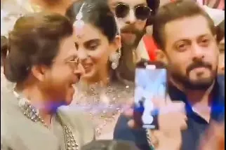 SRK, Salman Khan dance with Nita Ambani at Anant-Radhika wedding | Watch Video