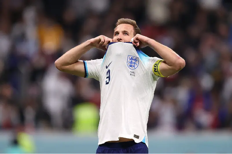 Euro 2024 semis: England faces Dutch test amid Harry Kane's trophy curse