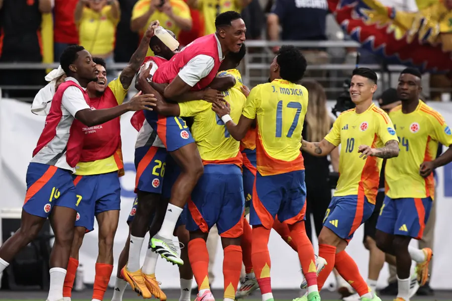 Colombia beat Panama 5-0 in Copa America to advance to semifinals