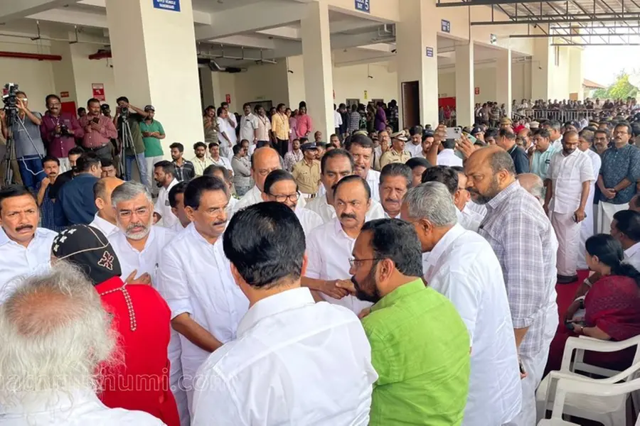 Kuwait fire Tragedy: CM Pinarayi Vijayan and ministers pay homage to mortal remains of victims