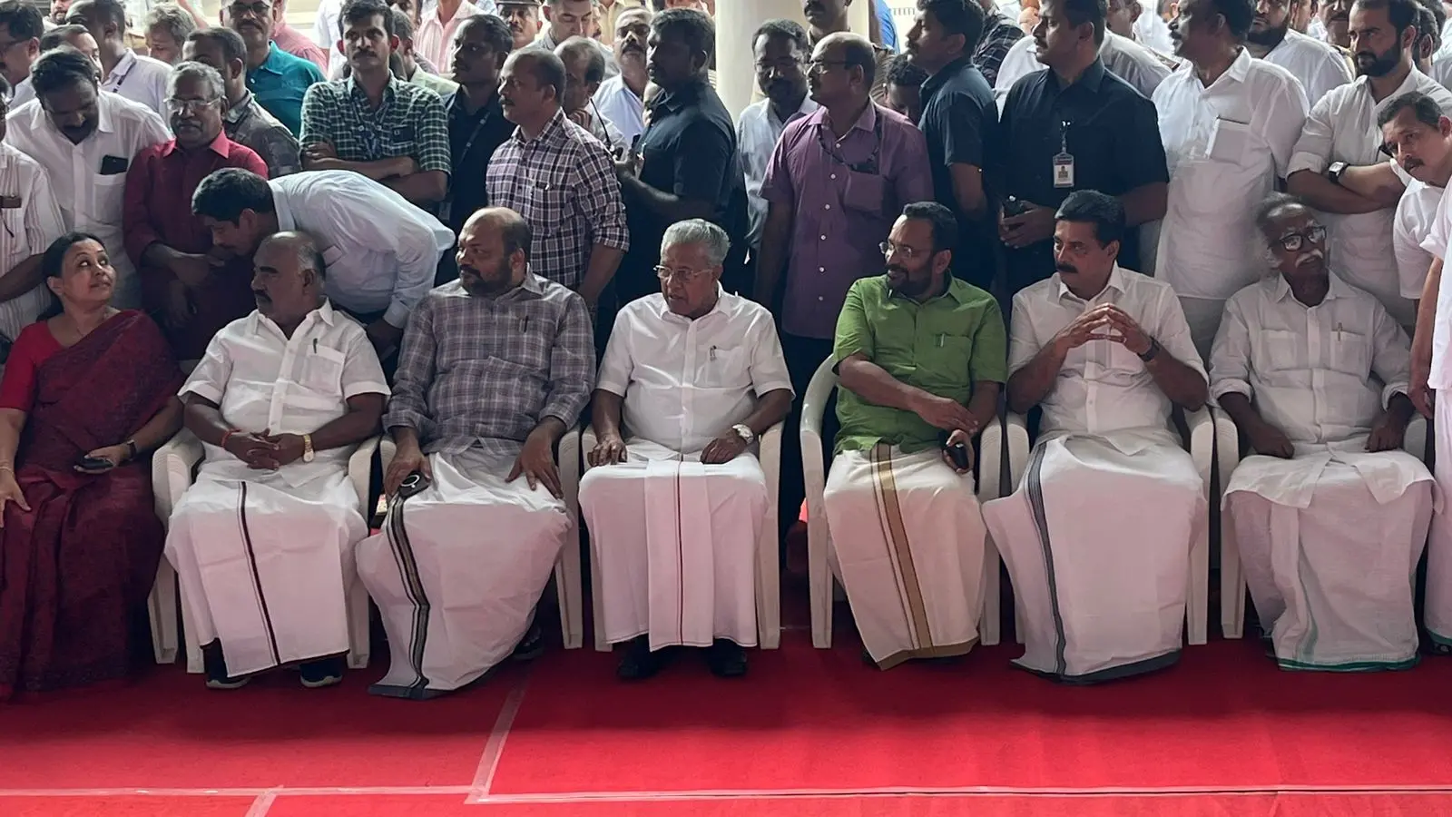 Ministers at Kochi airport | Photo: MBI