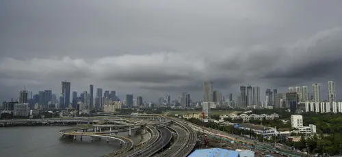 Phase 2 of the Dharmveer Swarajya Rakshak Chhatrapati Sambhaji Maharaj Coastal Road (Mumbai Coastal Road) that connects Worli and Marine Drive | File Photo: MBI