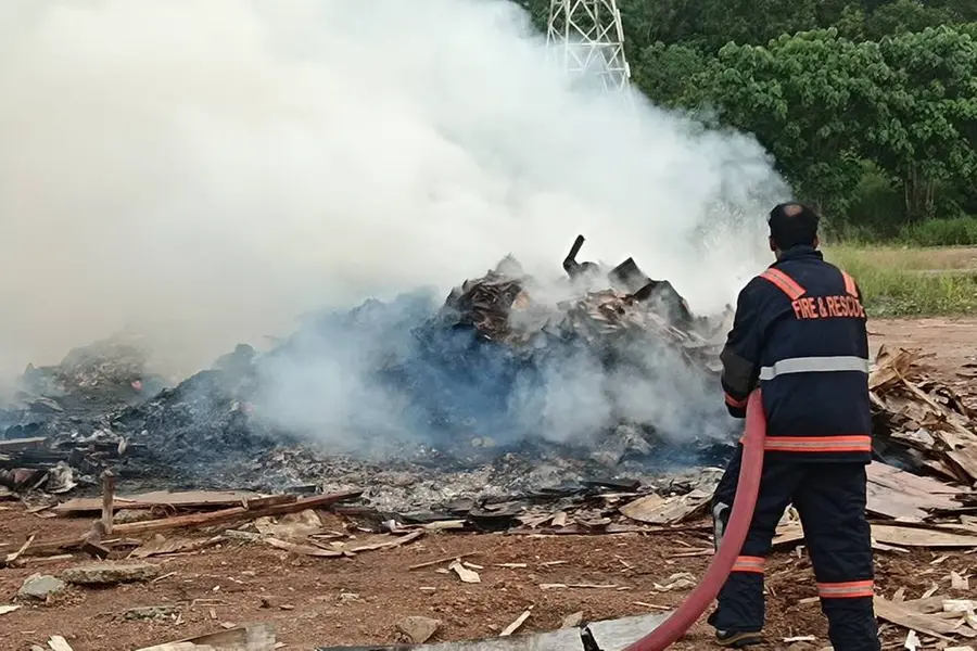 Malayalam film ‘Guruvayoor Ambalanadayil’ set burnt, chokes locals with smoke in Kochi