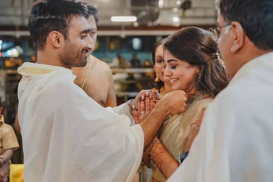 Malayalam actress Meera Nandan ties knot at Guruvayur temple