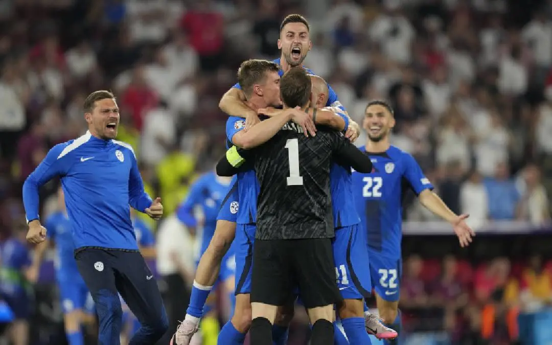 Celebration of Slovenia after the match with England ended in a draw