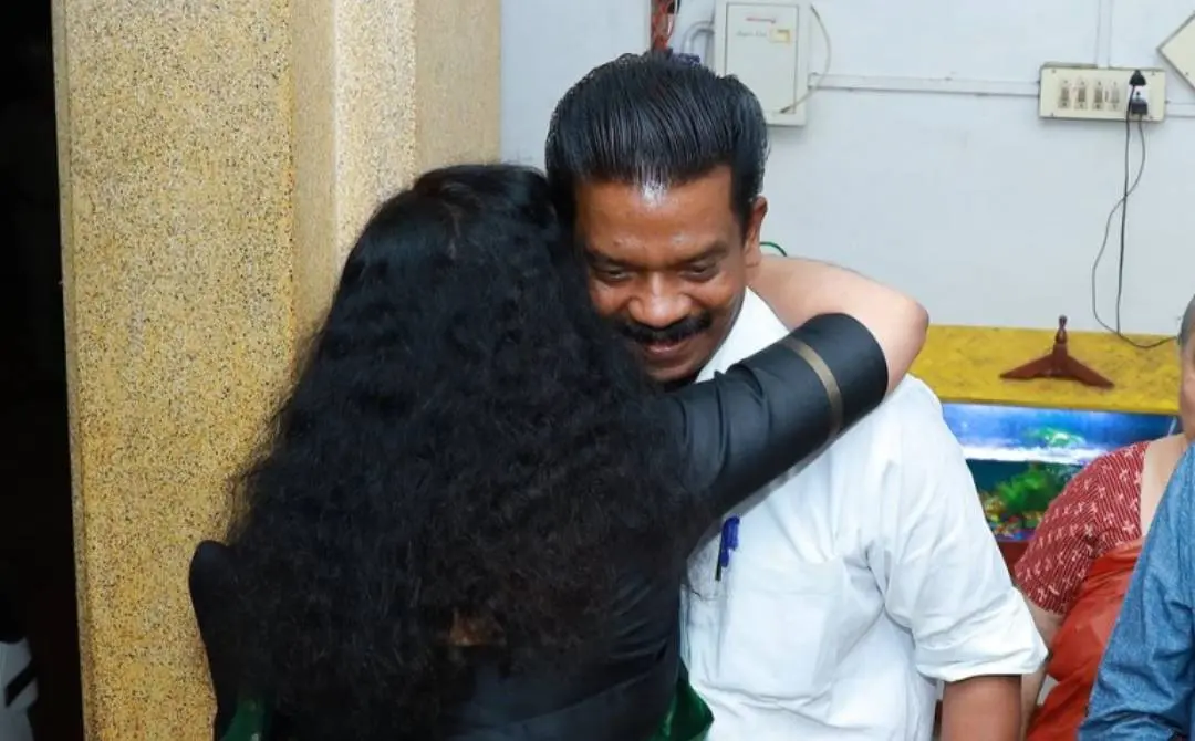Divya hugs former Kerala Minister and MP-designate K Radhakrishnan  | Photo: instagram.com/drdivyasiyerias