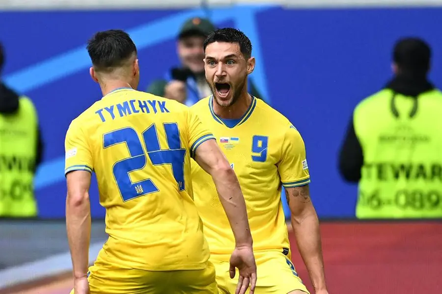 Euro: Coming from behind, Ukraine keeps hopes alive defeating Slovakia (2-1)