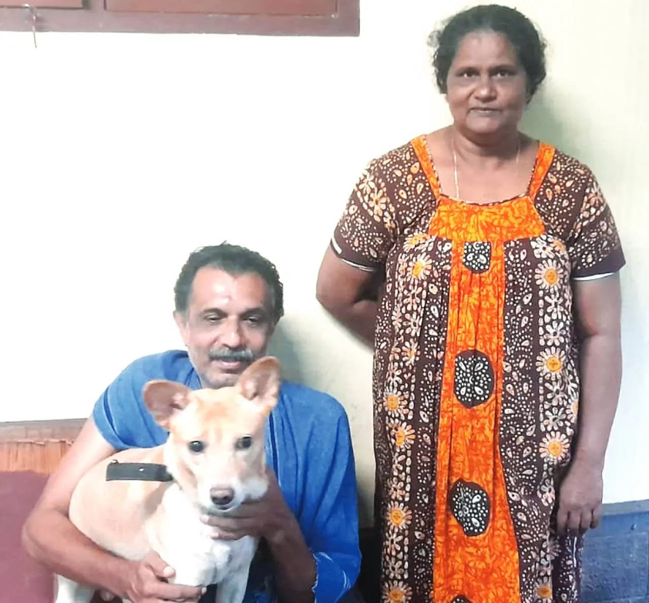 Sreekumar holding Kittu | Mathrubhumi