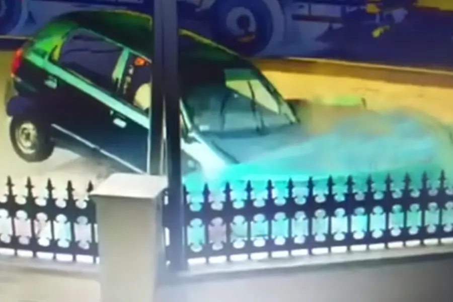Car loses control after hitting bike, falls into well on roadside | See ...