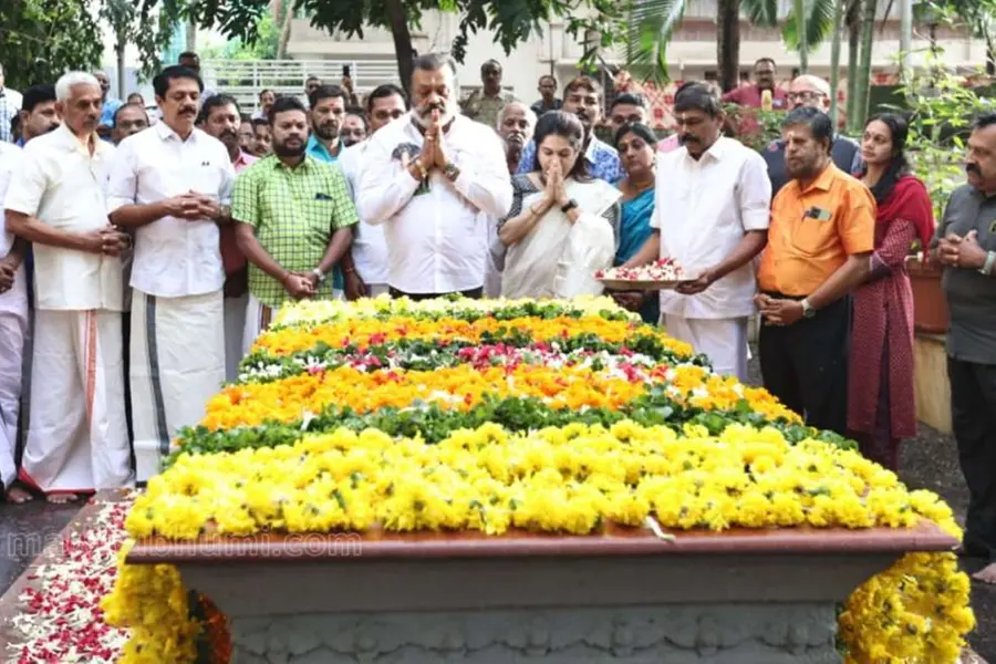 Consider myself as 'manasputra' of K Karunakaran, Indira Gandhi the Mother of India: Suresh Gopi