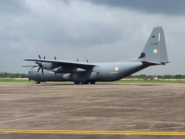 Aircraft carrying mortal remains lands at Kochi airport | Photo: ANI