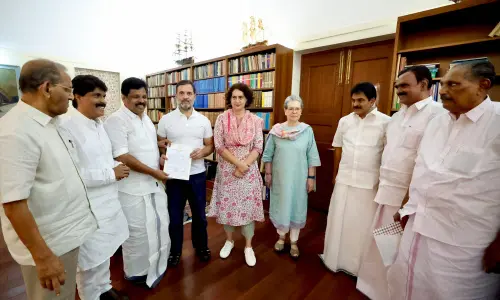Senior Congress leaders from Wayanad constituency hand over the certificate of election to party leader Rahul Gandhi in the presence of Parliamentary Party Chairperson Sonia Gandhi and General Secretary Priyanka Gandhi Vadra | photo: ANI
