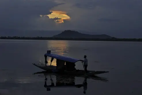 Kashmir tourist arrivals likely to break all previous records