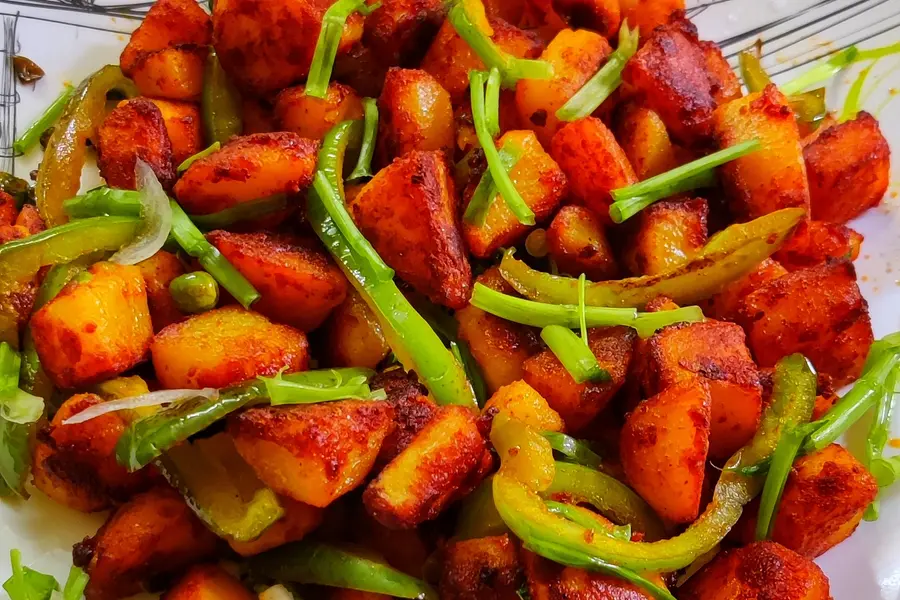 Spicy and crispy fries: Anytime potatoes
