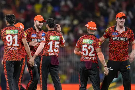 Fight for glory: Sunrisers down Royals to set up IPL final with KKR