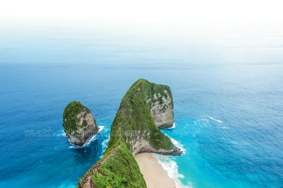 Bali to deport Russian couple for nude photos on sacred tree