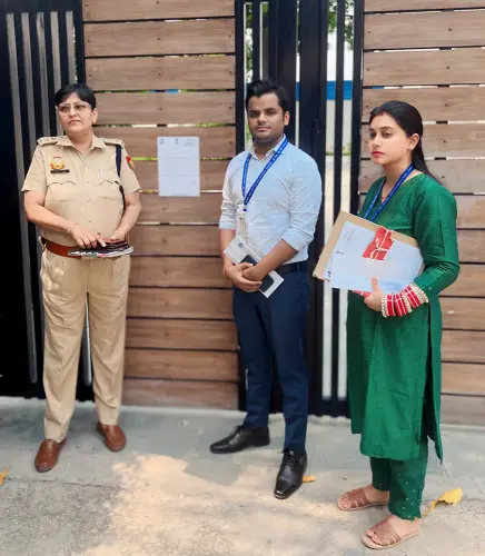 NCW officials in front of Bibhav Kumar's residence | Photo- PTI