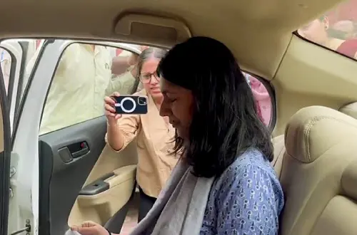 Aam Aadmi Party (AAP) Rajya Sabha MP Swati Maliwal leaves the Tiz Hazari Court after recording her statement under Section 164 of the Code of Criminal Procedure in connection with the alleged assault on her by Delhi Chief Minister Arvind Kejriwal's aide Bibhav Kumar at the CM's residence, in New Delhi on Friday. l Photo: ANI