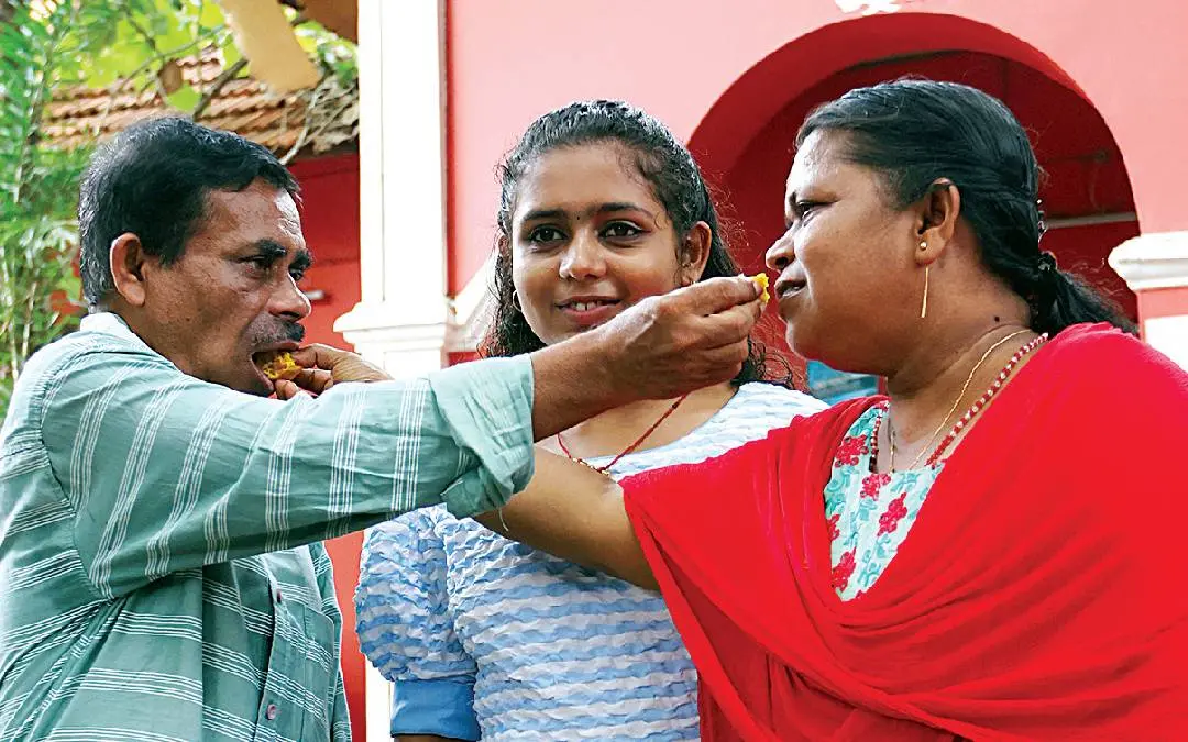 Subramanyan, krishnakumari and Ahlaya | Photo: MBI