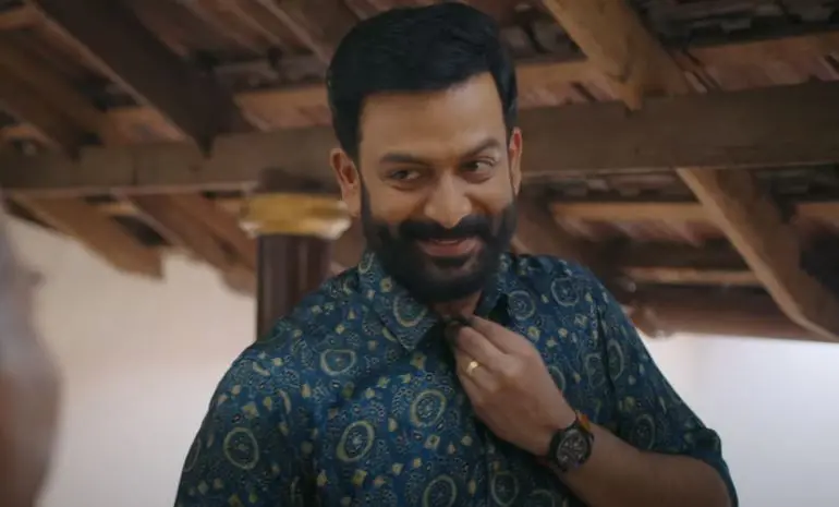 Prithviraj in  'Guruvayoor Ambalanadayil'