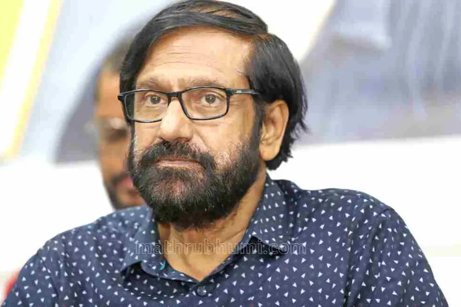എസ്.കെ. പൊറ്റെക്കാട്ട് സ്മാരകപുരസ്കാരം കെ.പി. രാമനുണ്ണിക്ക്