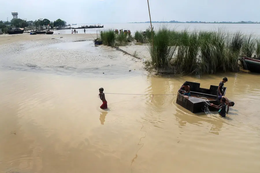 Boat carrying 55 people sinks in Bihar's Danapur