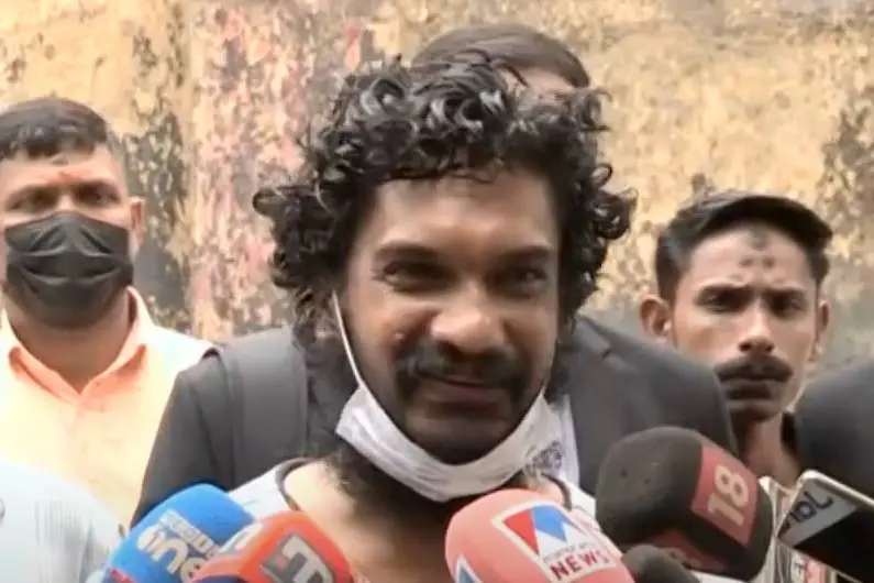 Filmmaker Sanal Kumar Sasidharan granted bail
