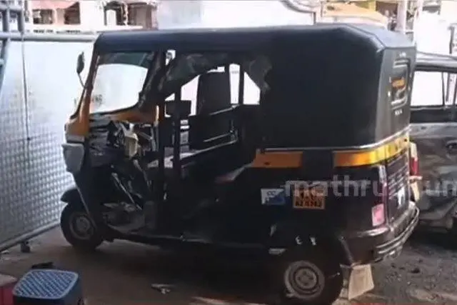 Auto driver found dead with stab injuries in Kozhikode