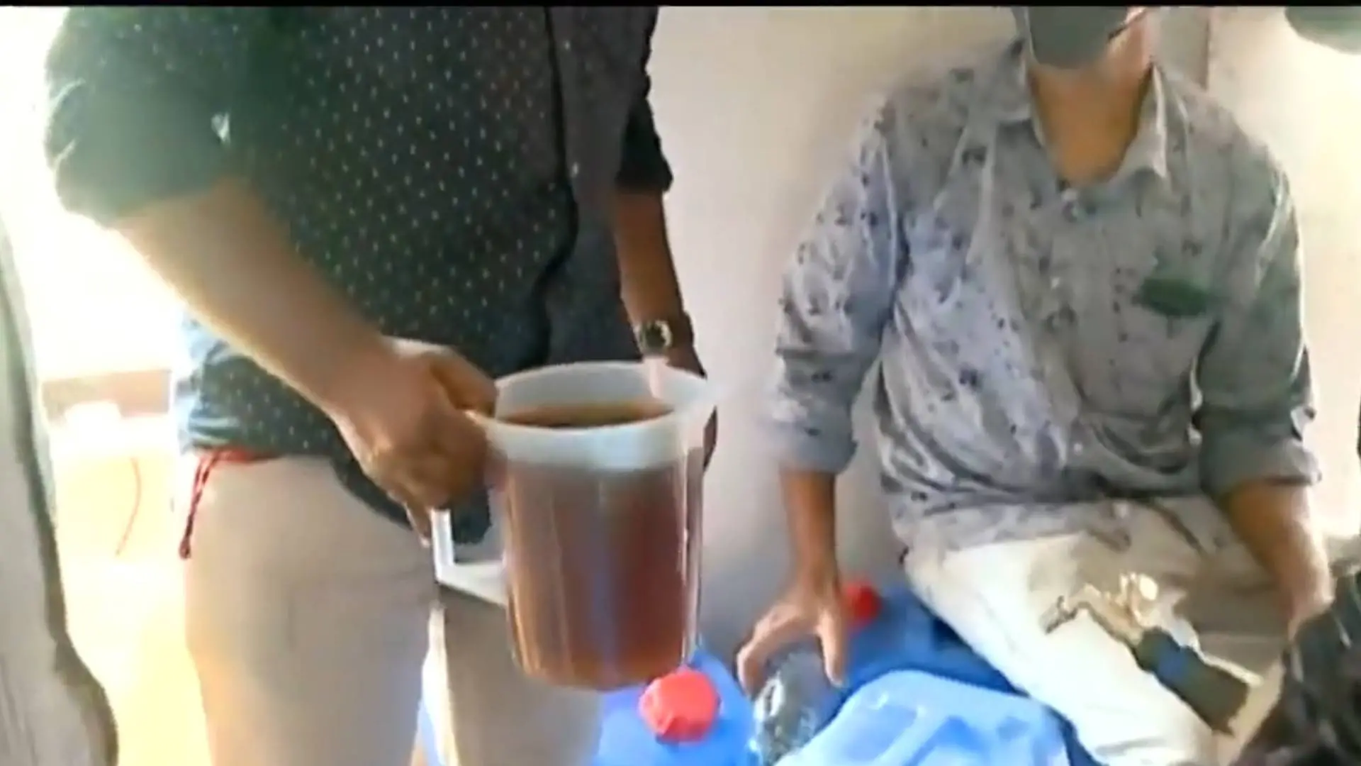 Spurious liquor seized by Excise | Photo: Screengrab/ Mathrubhumi News