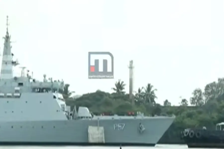Indian Navy seizes drugs worth Rs 200 cr in Kochi, two foreigners in custody