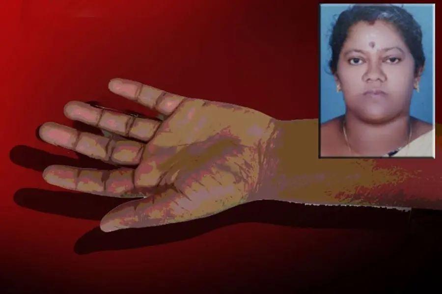 Please turn on the video, I want to see everyone: Teacher's last words before she collapsed and died