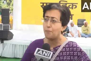 AAP claims party's LS poll campaign song banned by EC | Mathrubhumi English