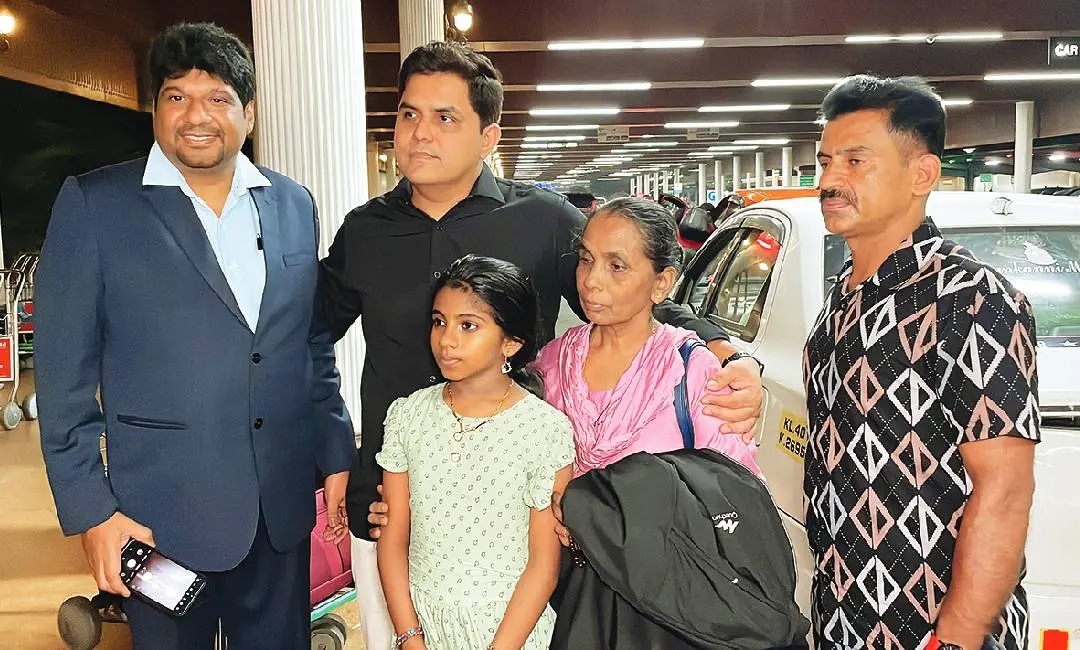 Nimisha's family along with Adv. K R Subash, and Samuel Jerome | Photo: print