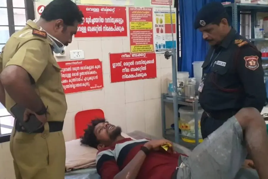 Dispute between sand mafias: Thiruvalla youth attacked and abandoned on road